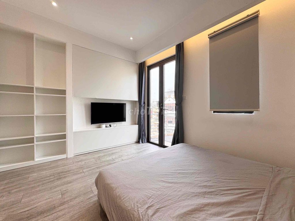 Hire Studio Bancol Full interiors right here at the Ortemart Near Rmit, tdtu