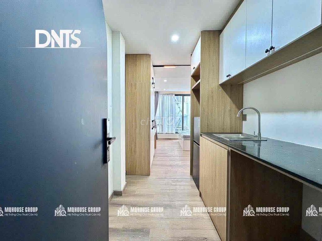 Rent a balcony studio full of luxury furniture downtown in District 1.