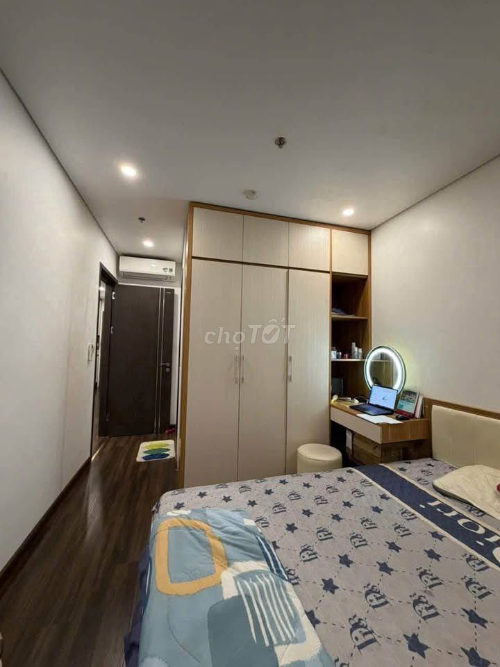 C/c senior Golden Maison, Phổ Quang-free 2 bedrooms only 17 million a month.