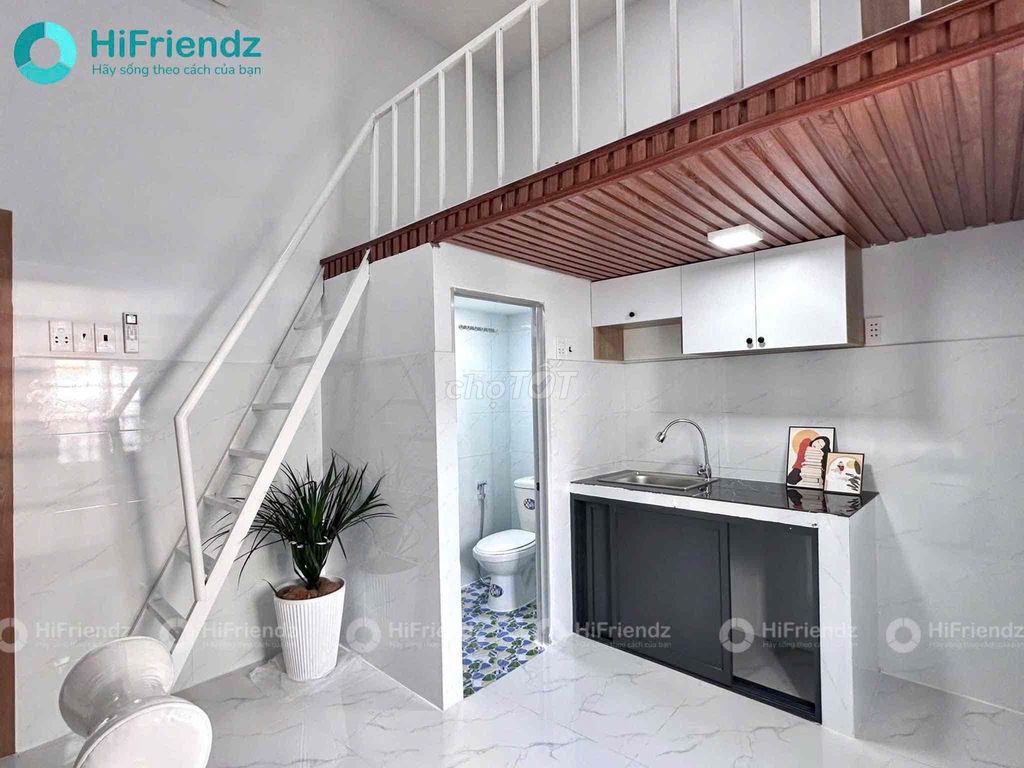 Great white tone - full interior near Cầu Chà Và District 5