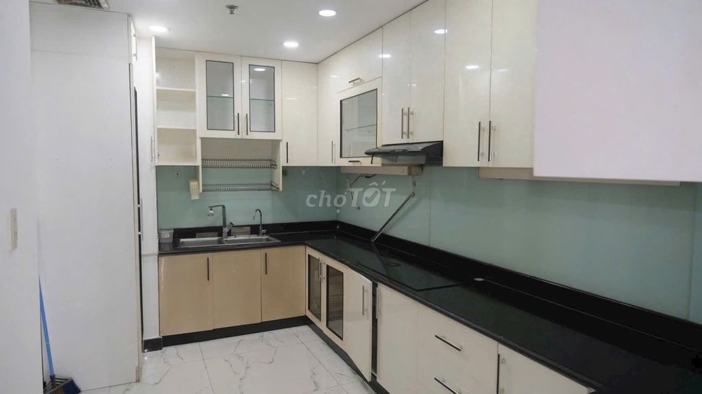 Rent the Department of Vietnam 8 6 bedrooms 4 toilets