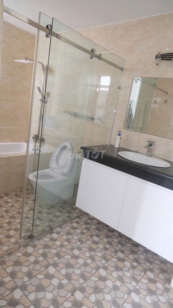 Rent the Department of Vietnam 8 6 bedrooms 4 toilets