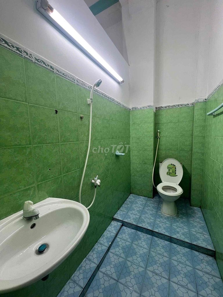 Tân Phú nut room at full interior
