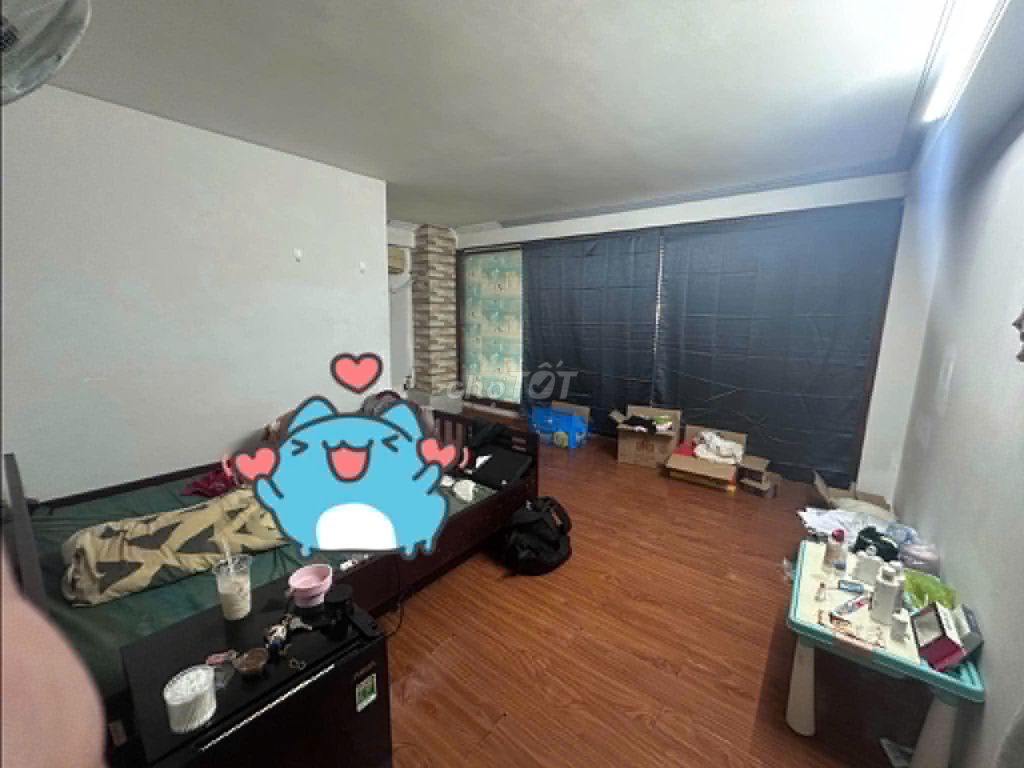 need to go to the girls' room - right at the center.