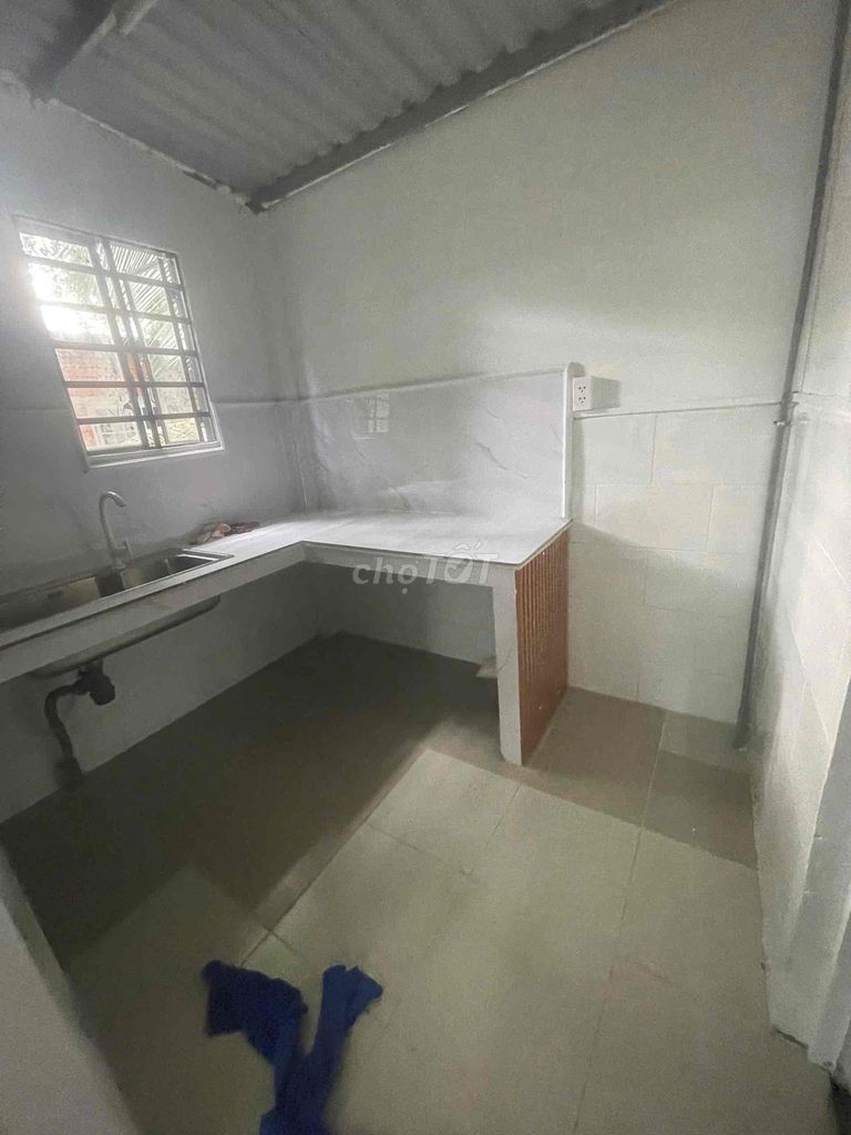 Renting the entire building 4 x 10 a floor of the SIG 5