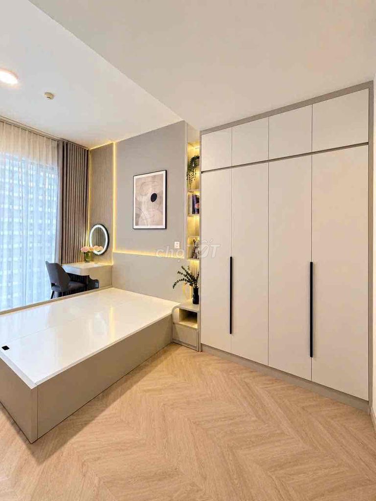 rented a two-room suite, three bedrooms, low-cost mcp & lbv