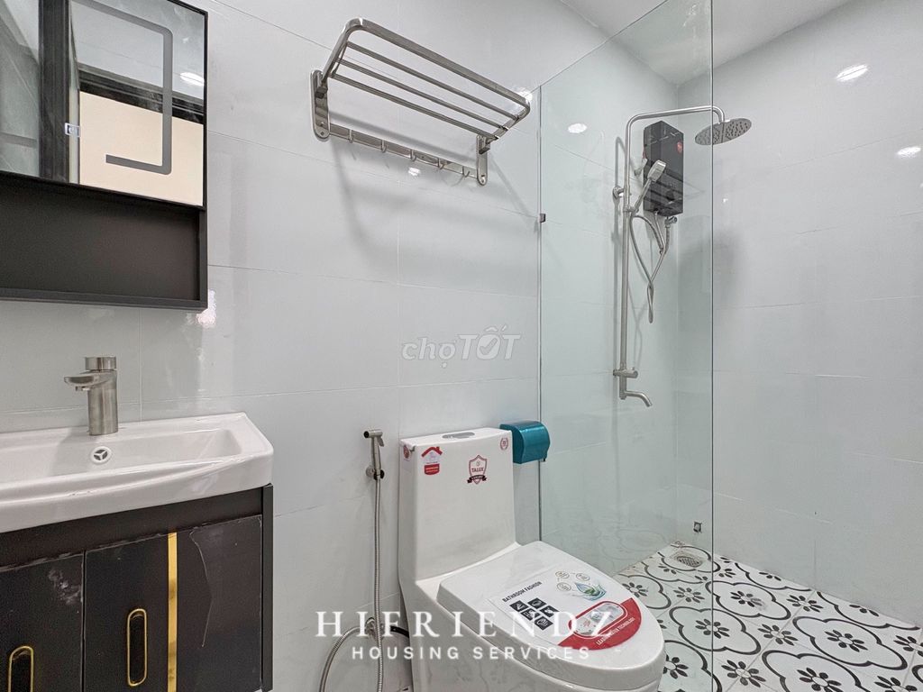 Open the new house, full interior, private balcony right here in globalcity
