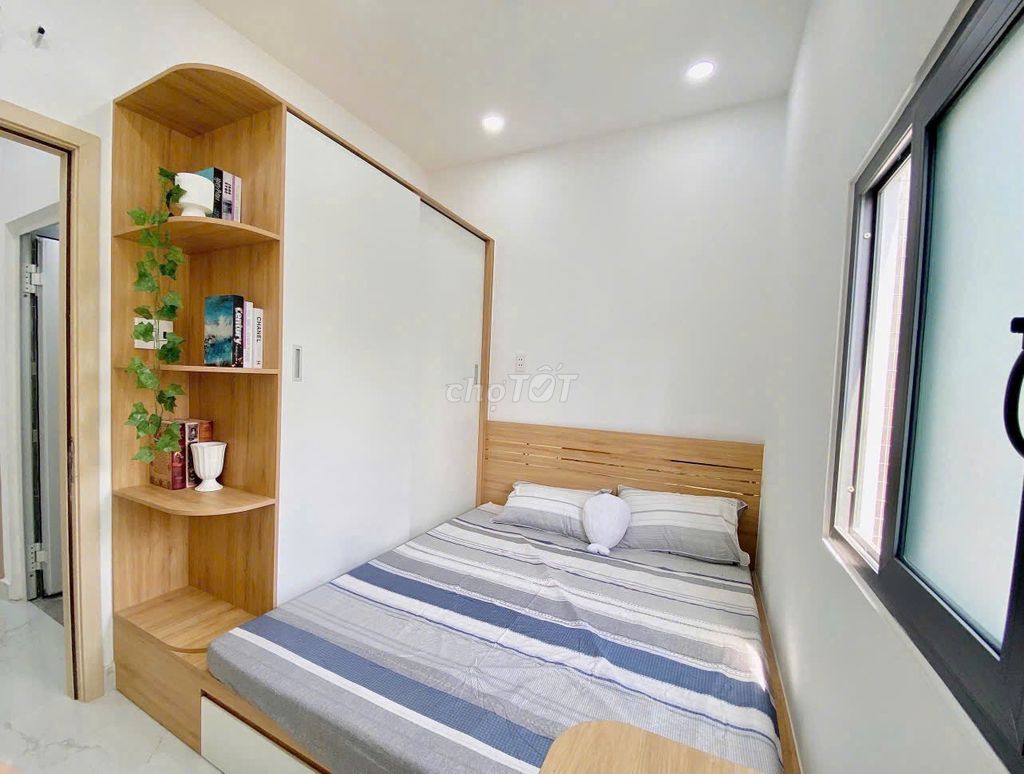 New service apartment has been built inside the kitchen window at the end of the missile line