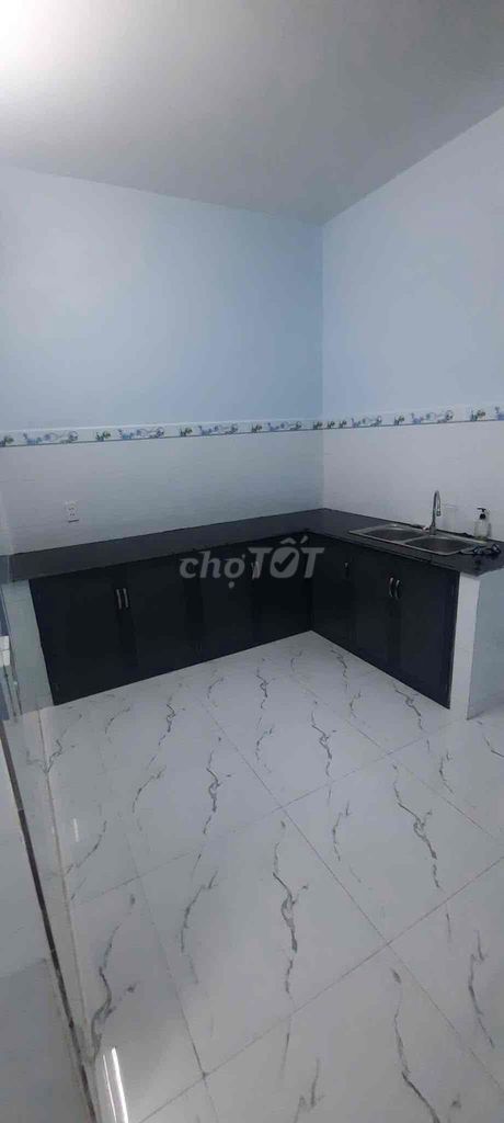 Rent a clean new house near Vĩnh Lộc B by a five-dollar market.
