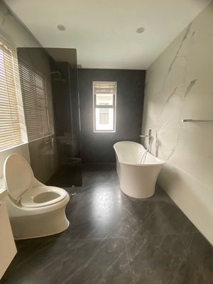 Rent the Valora kikyo-25 million interiors