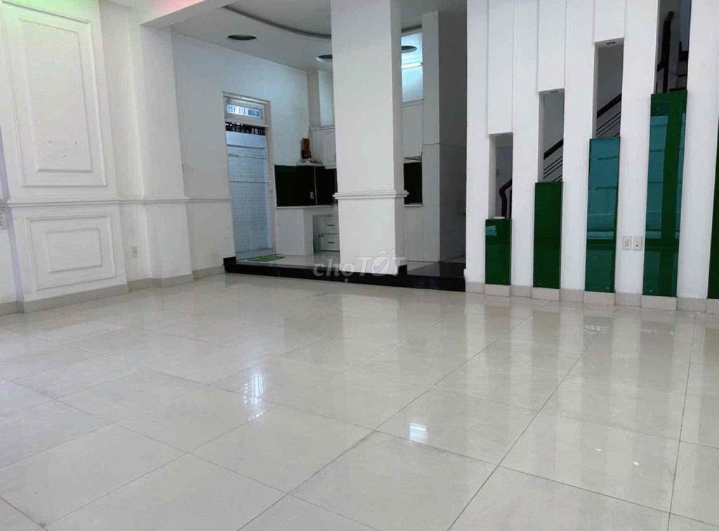 Rent Anhang Street City Hall