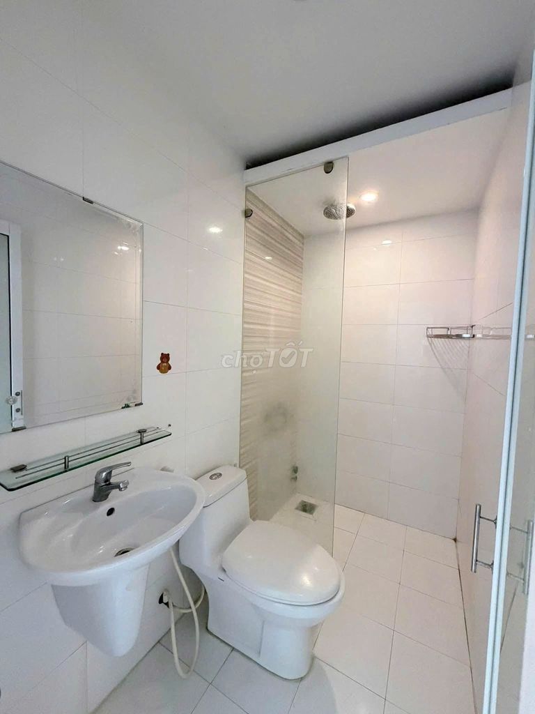 Cô Giang Main House 2 bedrooms, ready 1 2 m2 for 14 million a month.