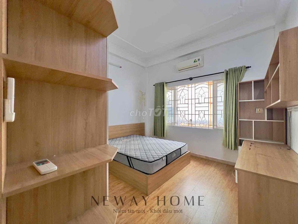 A cool apartment on the road near Parma Malone, South Sea Church