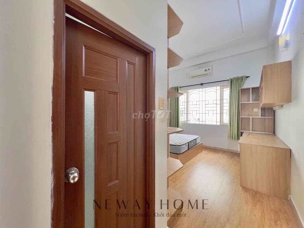 A cool apartment on the road near Parma Malone, South Sea Church