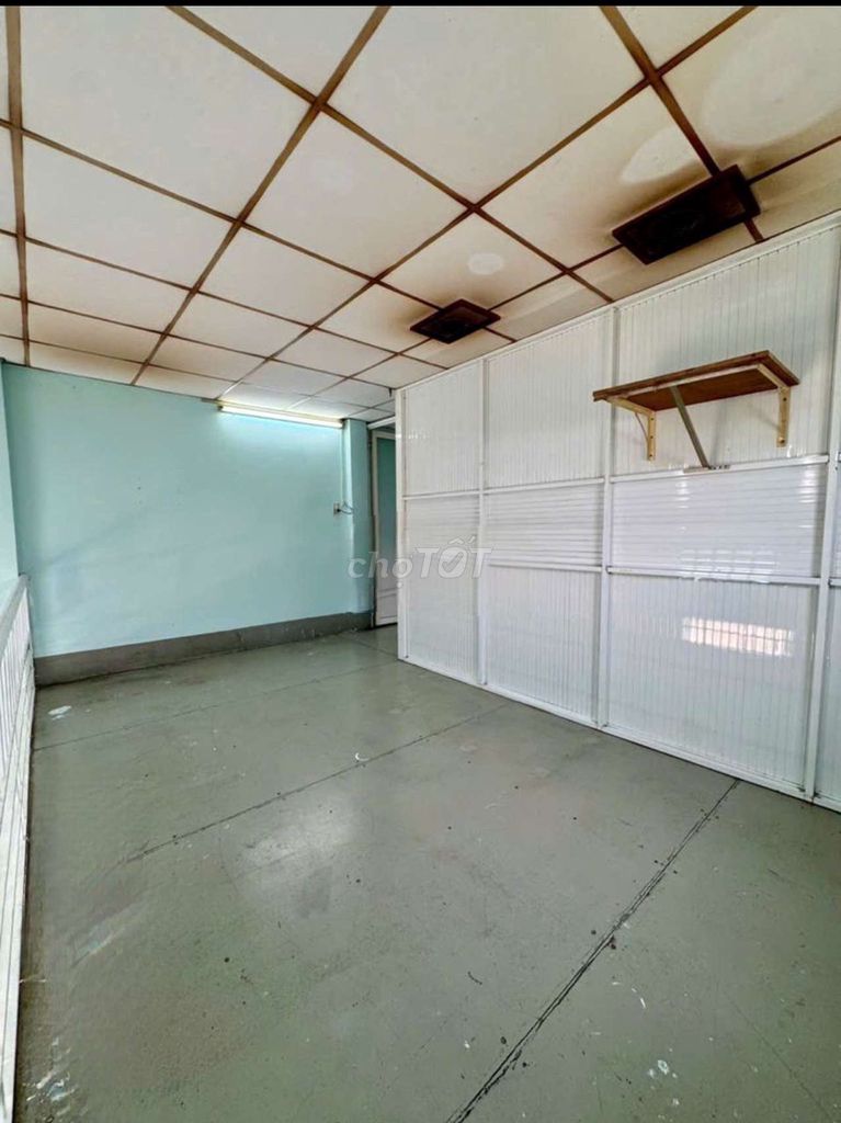 Let's rent the whole place.