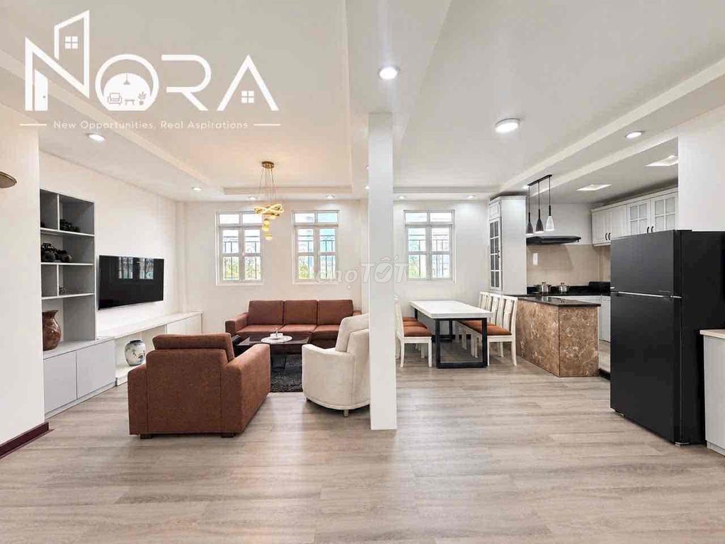 - Two bedrooms - 100 meters - Cộng Hoà - Near Airport - The deal is good.