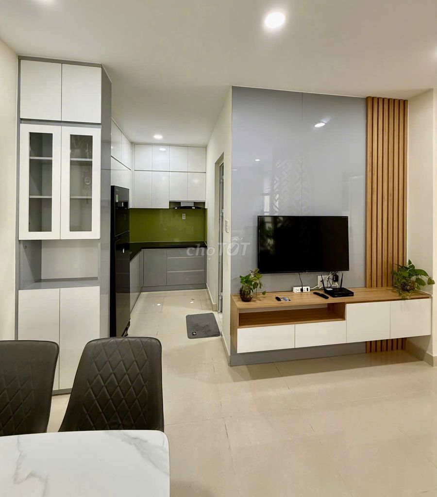 Rent two bedrooms. Full Full toilet costs 8 million5 Dream Home Palace.