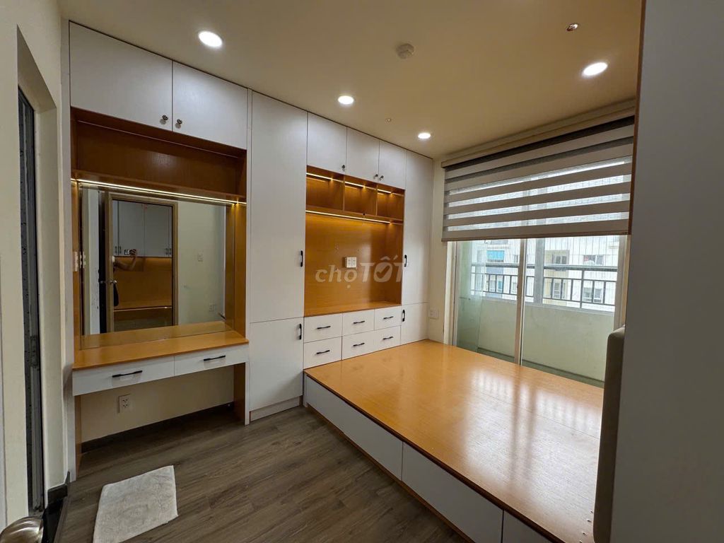 Need to rent apartment Duprix Dream Home Palace.