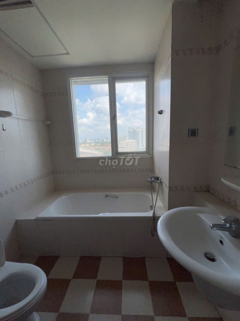 Rent Qq apartment, 97 meters, 2 bedrooms, 2 toilets 11 million.