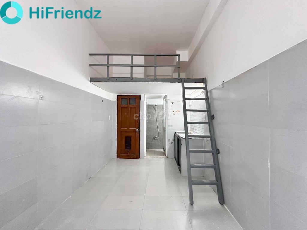 Room with a full-saltment shower balcony - low-priced writing