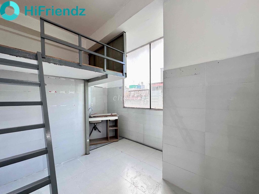 Room with a full-saltment shower balcony - low-priced writing