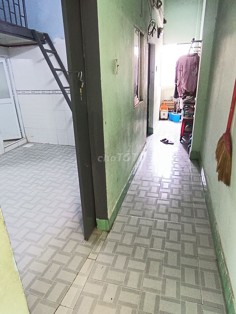 The Grand Alley Inn, which has large guards-- kitchen/ toilet in the house, P.An Lạc (E.Bình Tân)