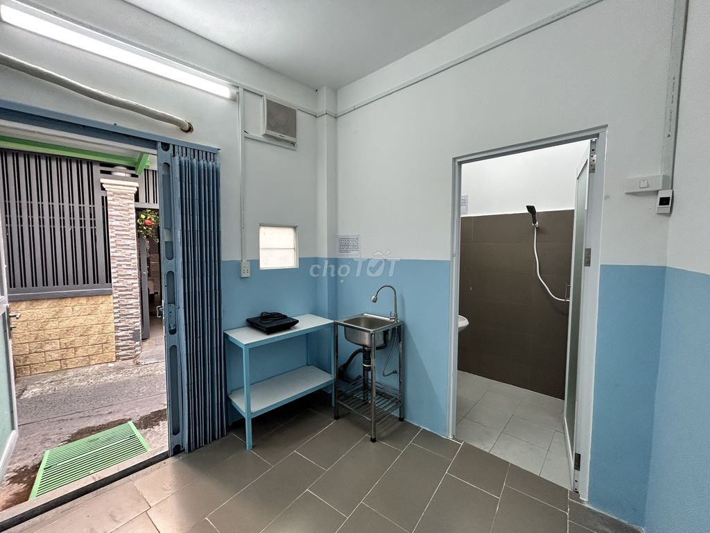 Rent a suite in front of District 3.