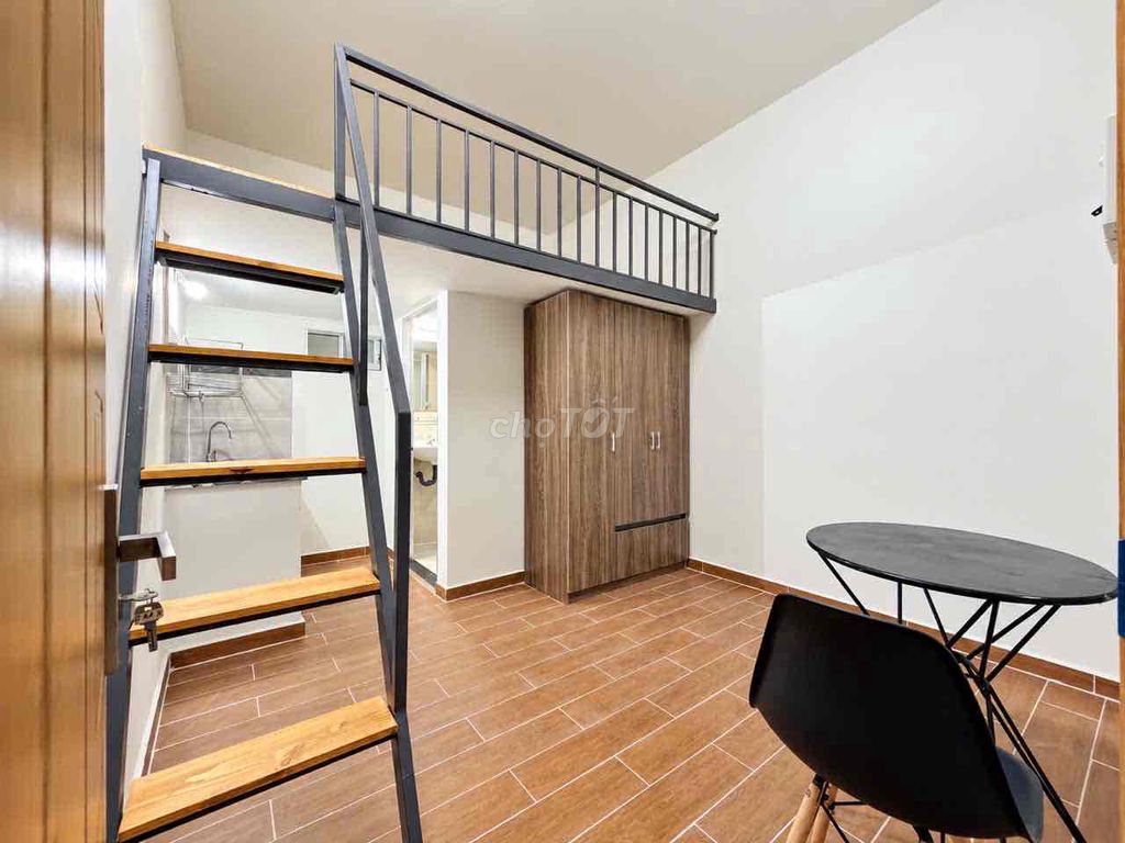 Hotel, high-end service apartment 566. Painting near Ohih,vlu, nttu.