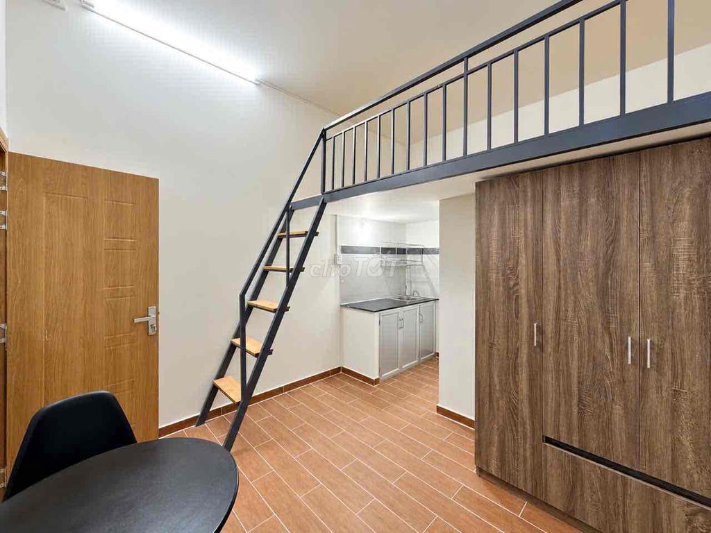 Hotel, high-end service apartment 566. Painting near Ohih,vlu, nttu.
