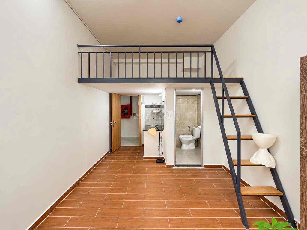 Hotel, high-end service apartment 566. Painting near Ohih,vlu, nttu.