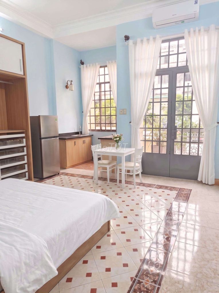Service apartment at tsn airport.