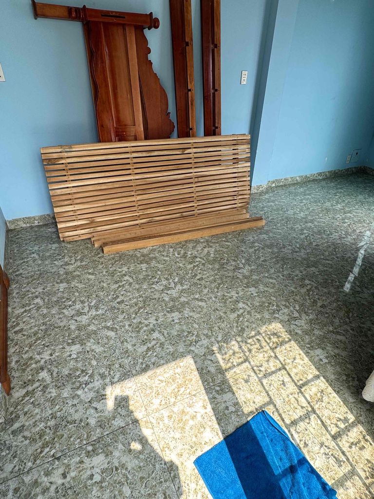 Rent the entire floor 1 - 2 bedroom - 4 balcony - 1 toilet
