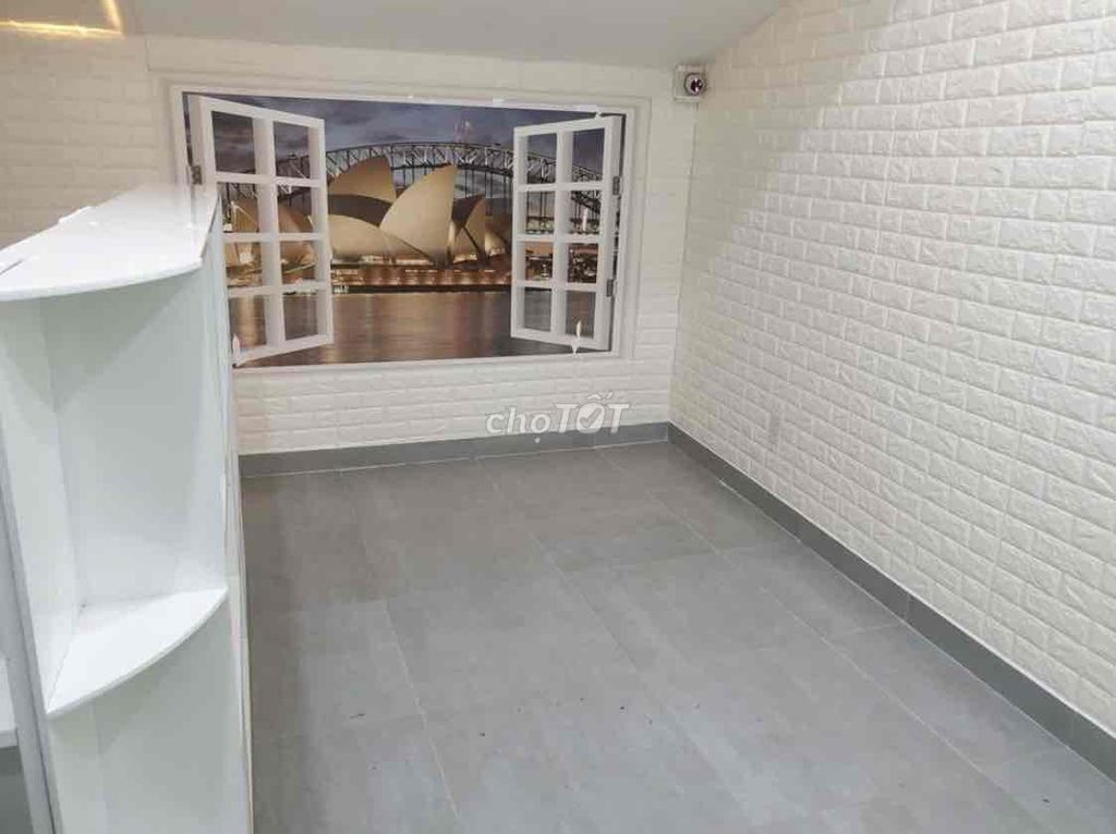 Rent Phạm Văn Chí District 611 million entire 3 story-30 m2 p.m. 3 toilets