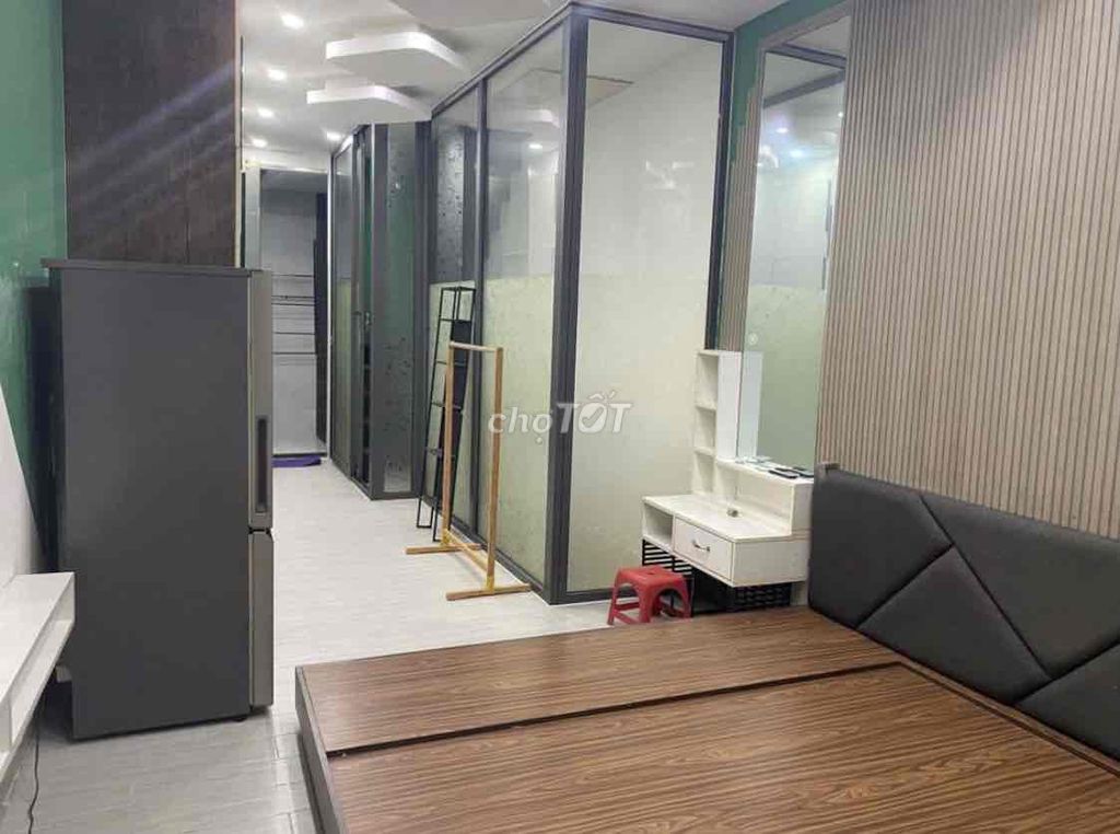 Rent Phạm Văn Chí District 611 million entire 3 story-30 m2 p.m. 3 toilets