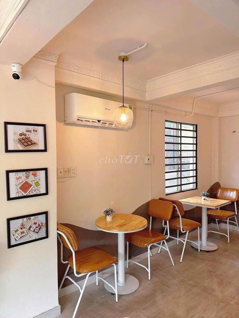 Rent 1 Trường Sa qpn, area 410 M M M M 3 floors for 25 million