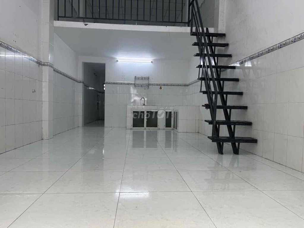 The square root of 2 rooms 8 m Nguyễn Duy Trinh