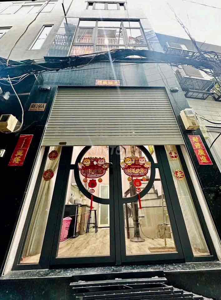Rent the original two bedrooms, two cheap toilets, Tân Định District 1.