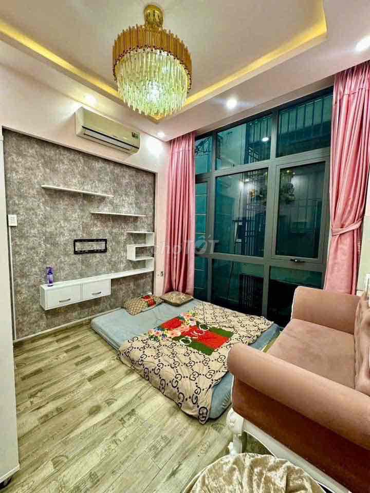 Rent the original two bedrooms, two cheap toilets, Tân Định District 1.