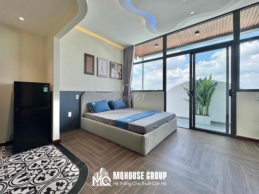 Open Tân Bình apartment — open the door for chill, open the door.