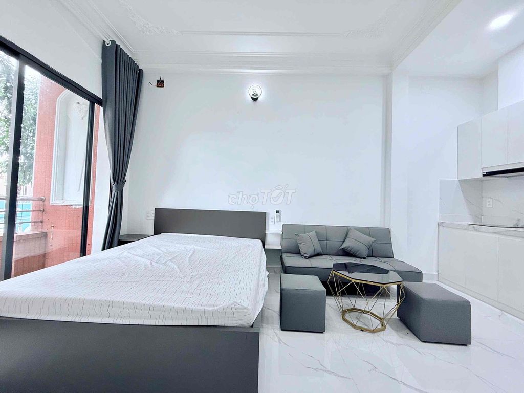 Open the 40-foot-wide bancol apartment, full comfort right here in District 3.