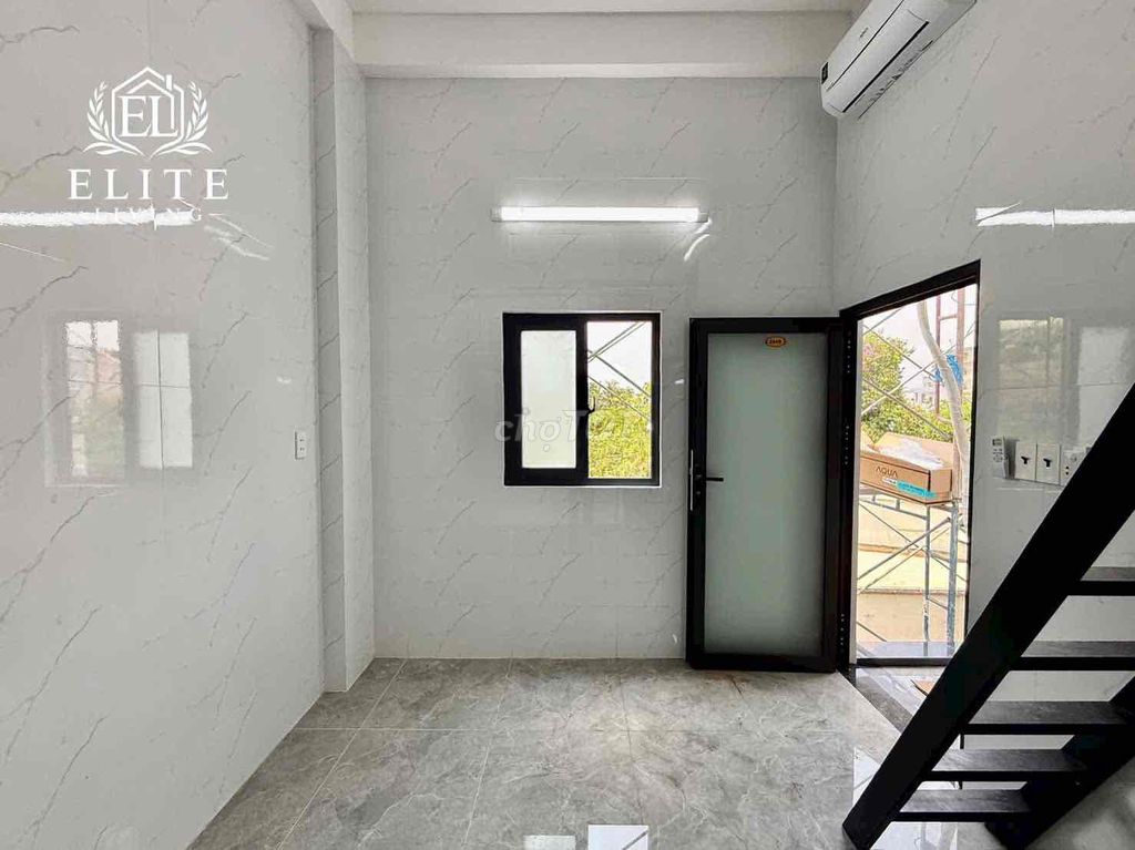 The good checkout room is right near ute, down Thủ Đức, hutech block E.