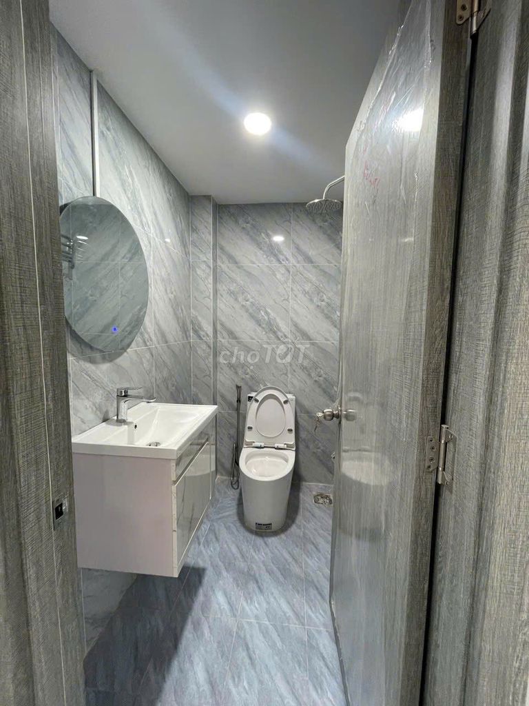 Nhà Bèir Room - Nguyễn Bình