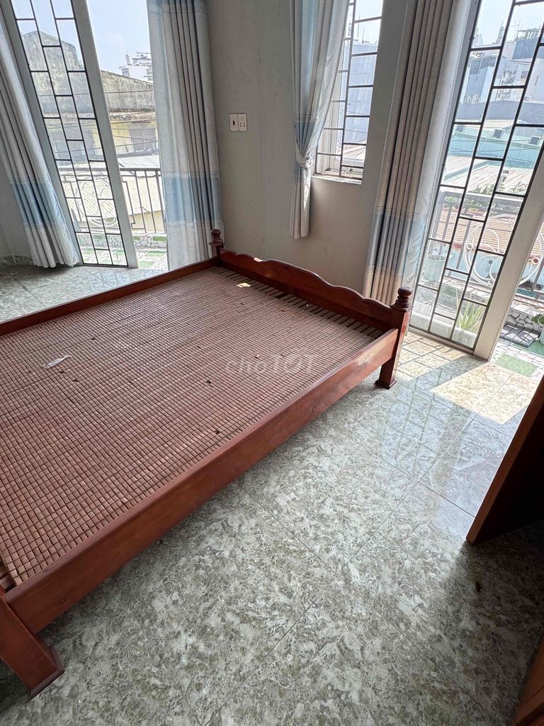 Rent the entire second floor - two bedrooms - 4 balcony - 1 toilet