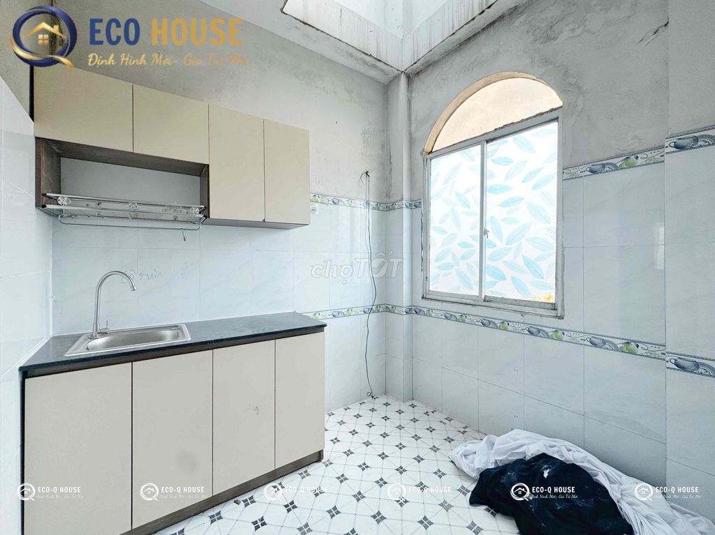 The service apartment is completing 90 percent of the brand-new house opening up Lê Trọng Tấn.