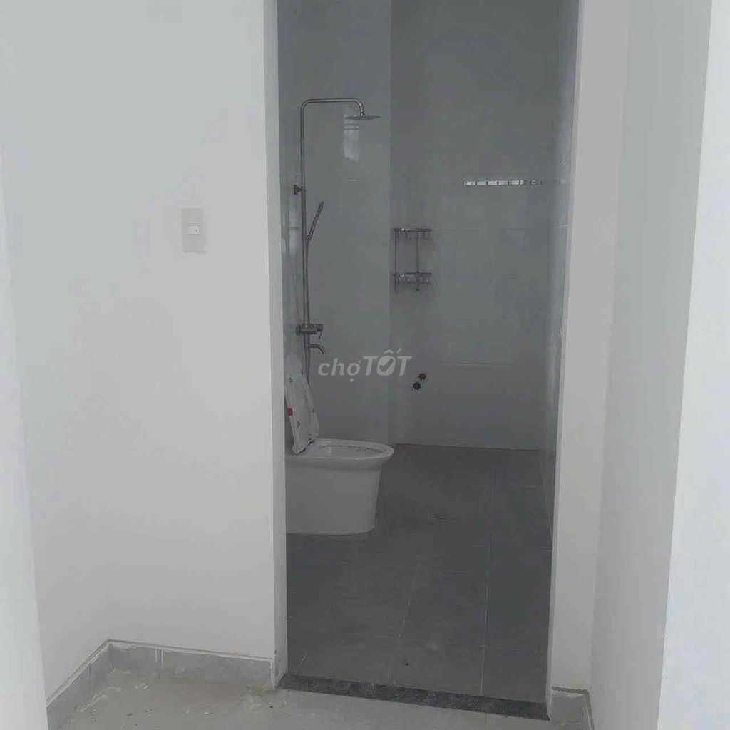 Home 1 1 st floor - 5.5 X 1 01 M - Mặt Tiền Đường through