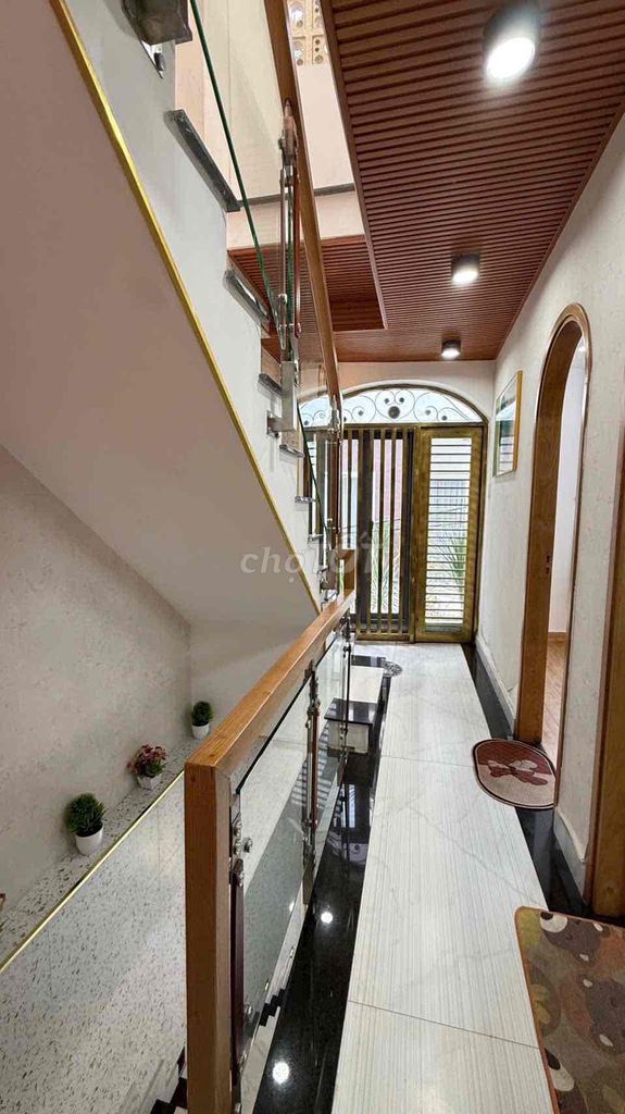 Nice house. Three bedrooms, 8 Gò Vấp.