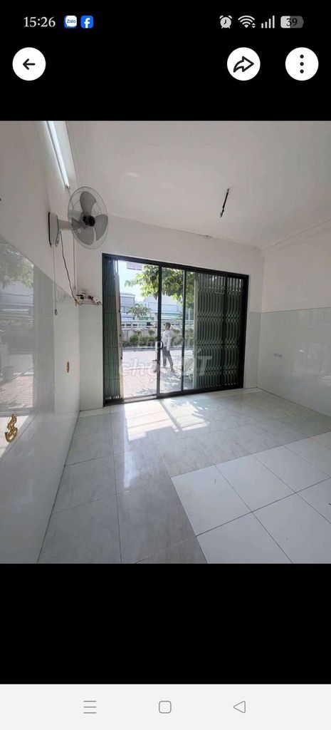 The 4th floor floor of the Lê Văn Lương front bedroom.
