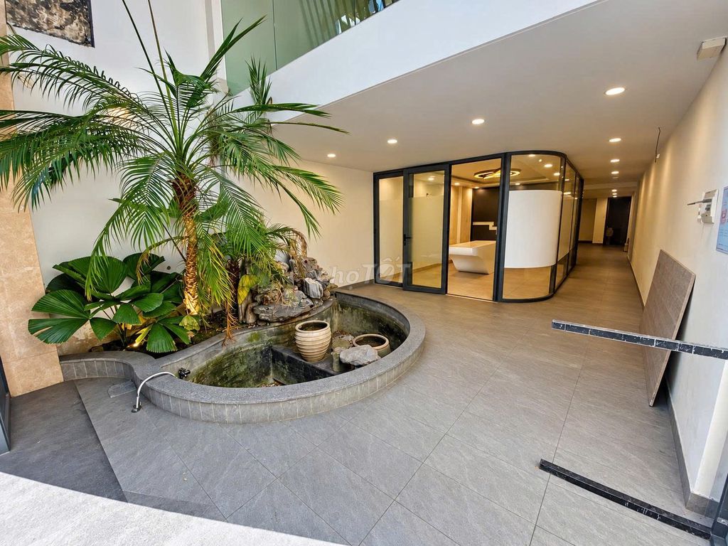 Rent 25 Cư Xá Trần Quang Diệu, District 3 – 5 floors, 65 million.