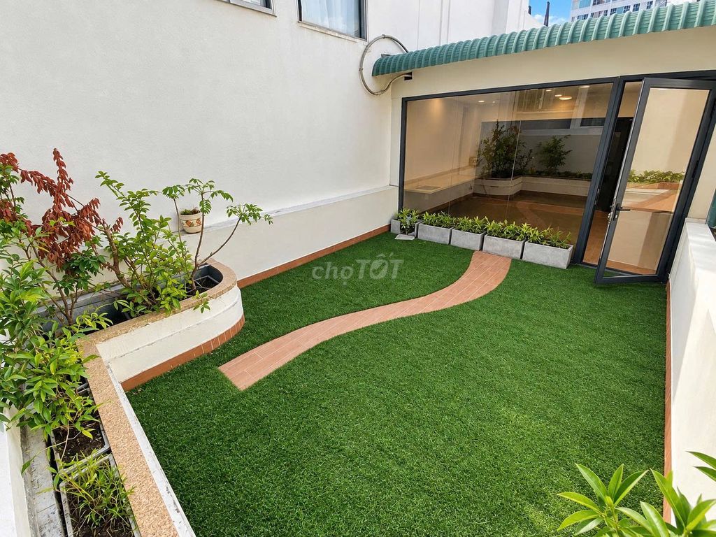 Rent 25 Cư Xá Trần Quang Diệu, District 3 – 5 floors, 65 million.