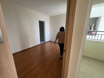 Renting three bedrooms, two empty toilets, 8 million Dream Home Palace District 8